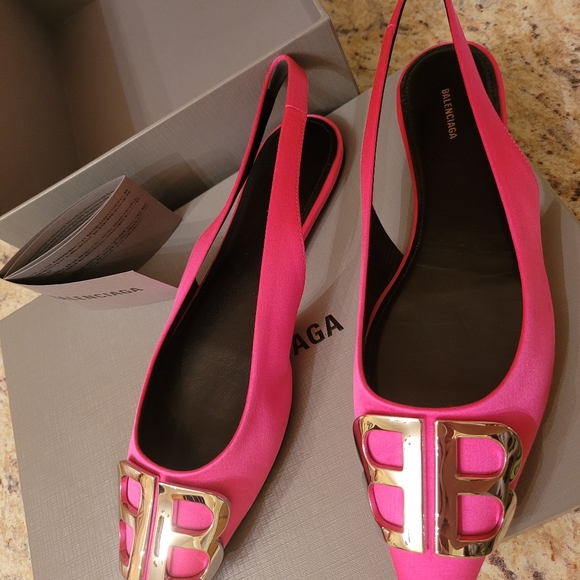 Balenciaga Satin Flats - Picture 1 of 5